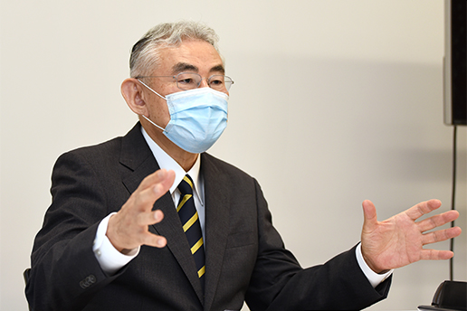 教授×学生 対談