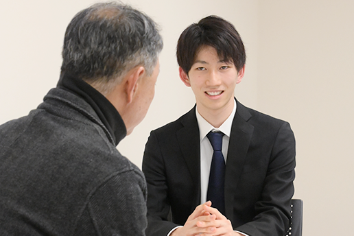 教授×学生 対談
