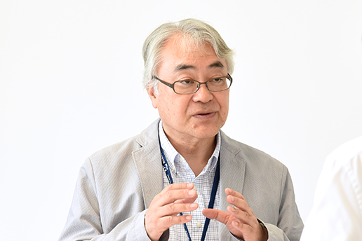 教授×学生 対談