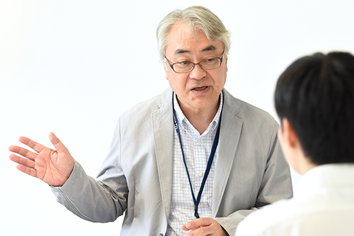 教授×学生 対談