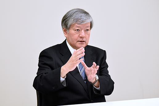教授×学生 対談