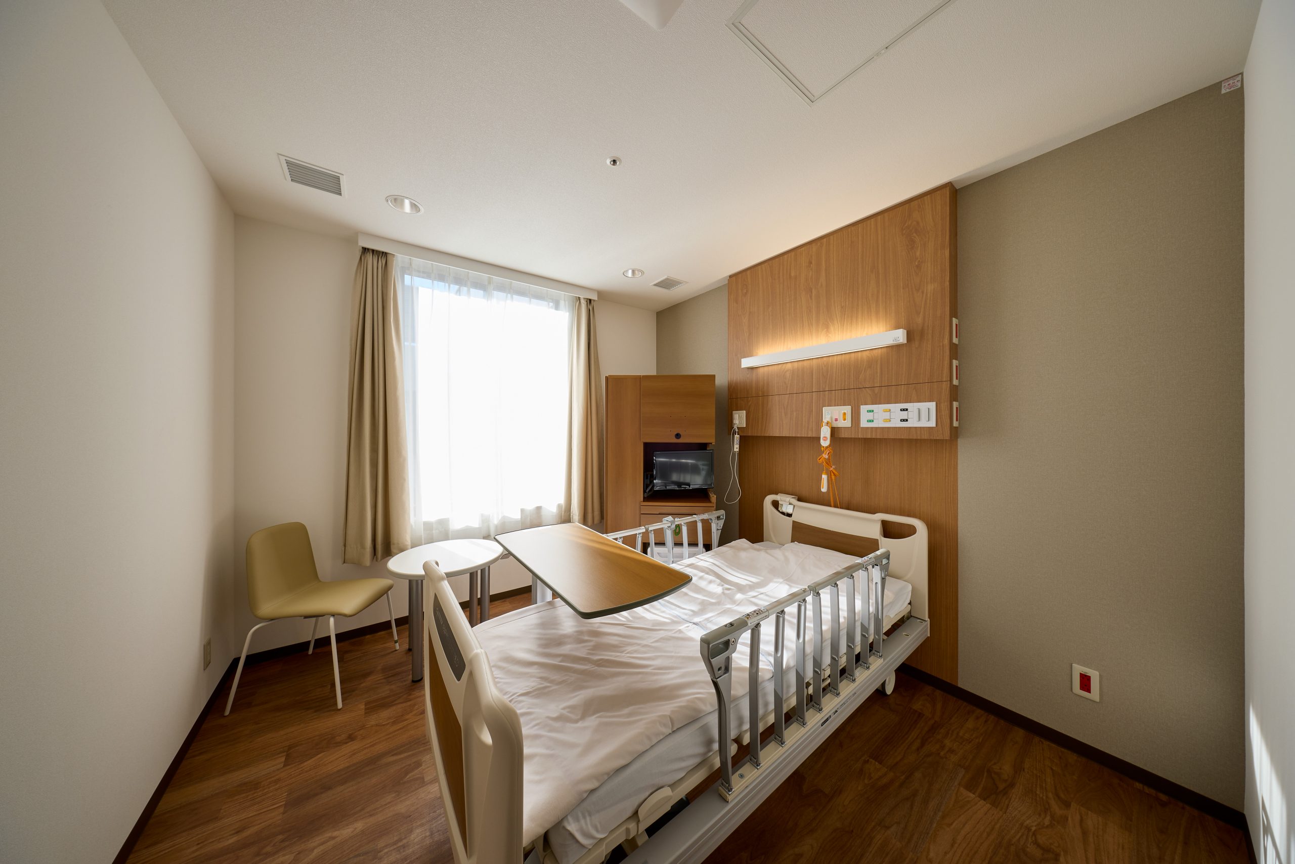 病棟1床室
